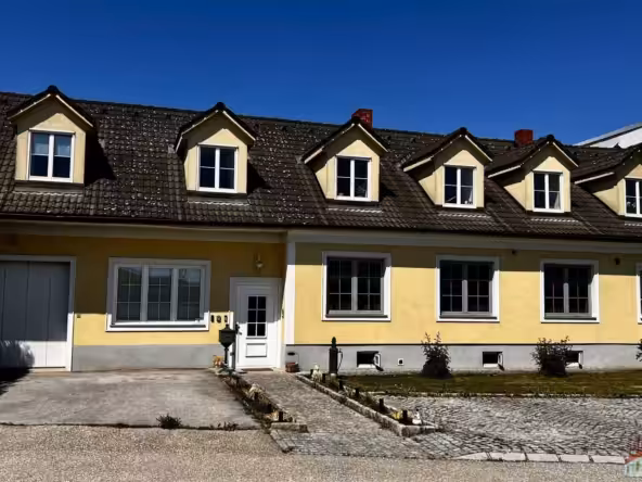 Frontansicht Landhaus