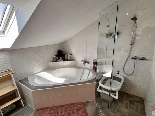 Badezimmer OG 1