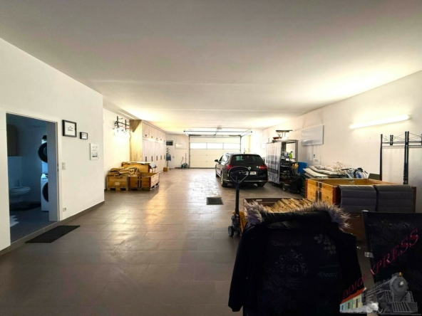 Garage für 6 Autos