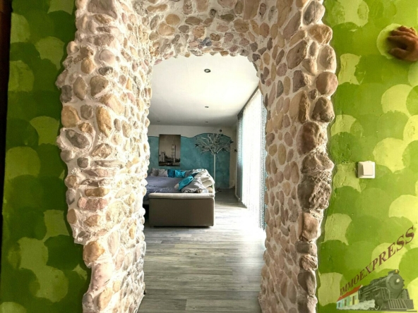 Durchgang Vorzimmer - Wohnzimmer