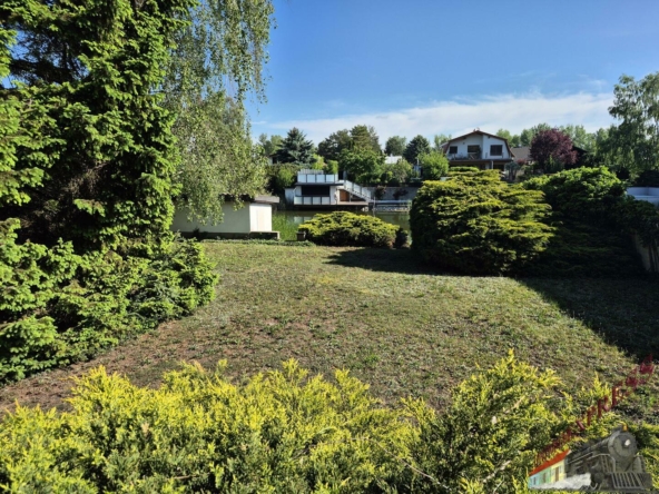 Garten_zum_SEE_Uferhaus